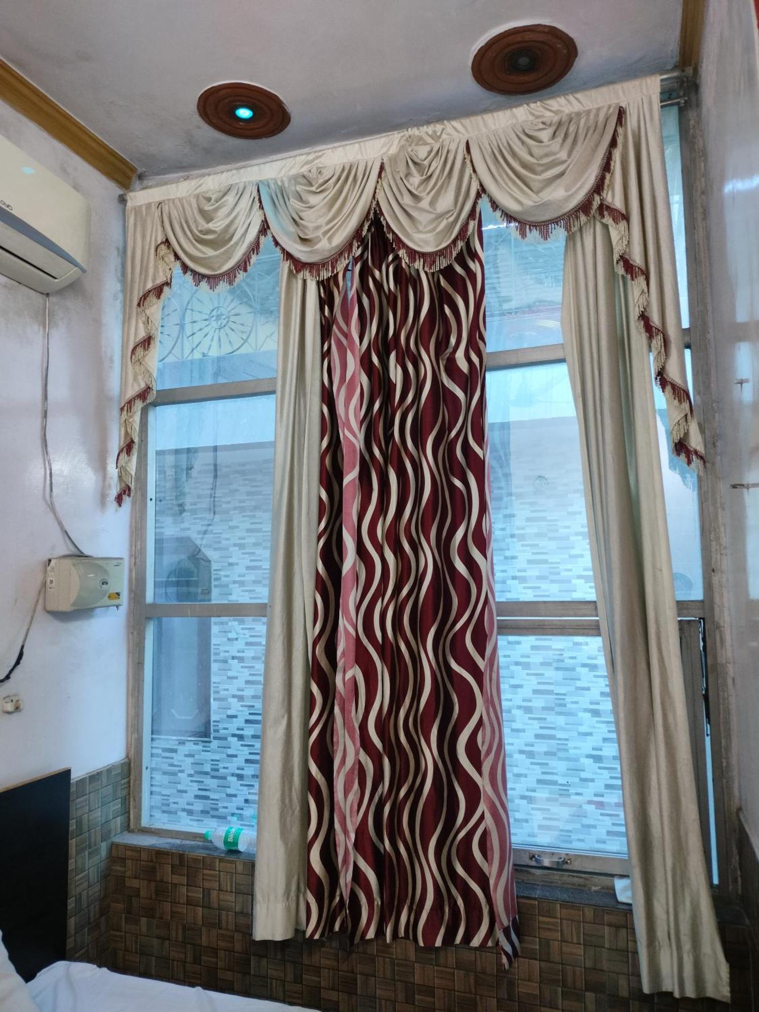 R G Sewa Sadan Hotel Mathura Buitenkant foto
